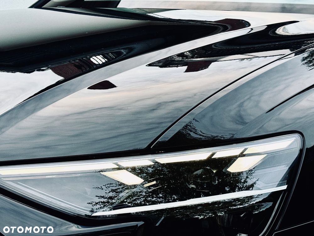 Audi Q8 55 TFSI mHEV Quattro Tiptronic - 11