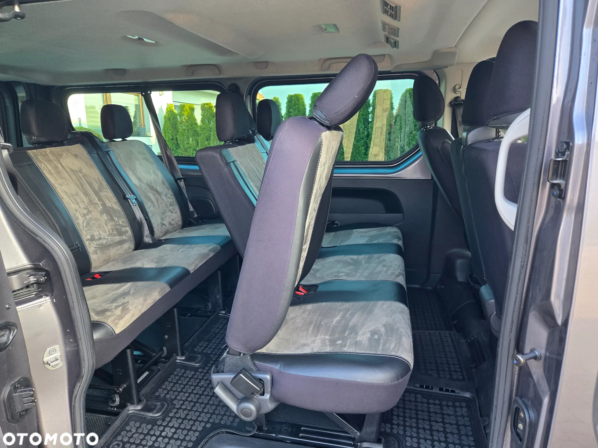 Renault Trafic Grand SpaceClass 2.0 dCi EDC - 29
