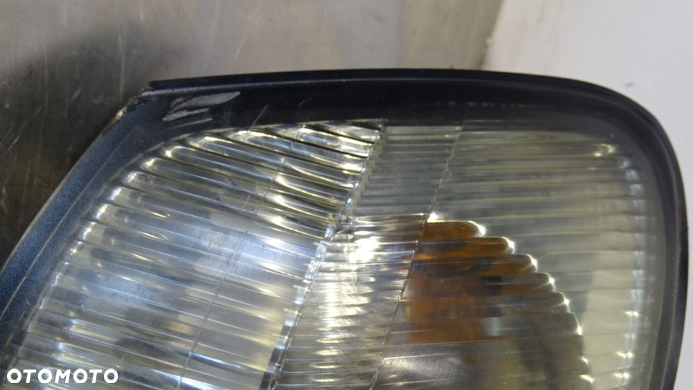 LAMPA PRAWA PRZEDNIA SUBARU LEGACY III 100-20655 - 3