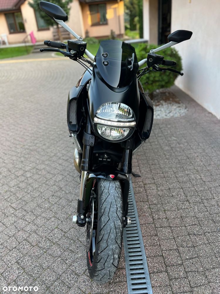 Ducati Diavel - 10
