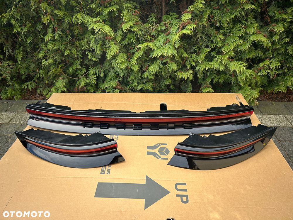 Lampa tył komplet blenda prawa lewa Porsche Panamera 976 - 1