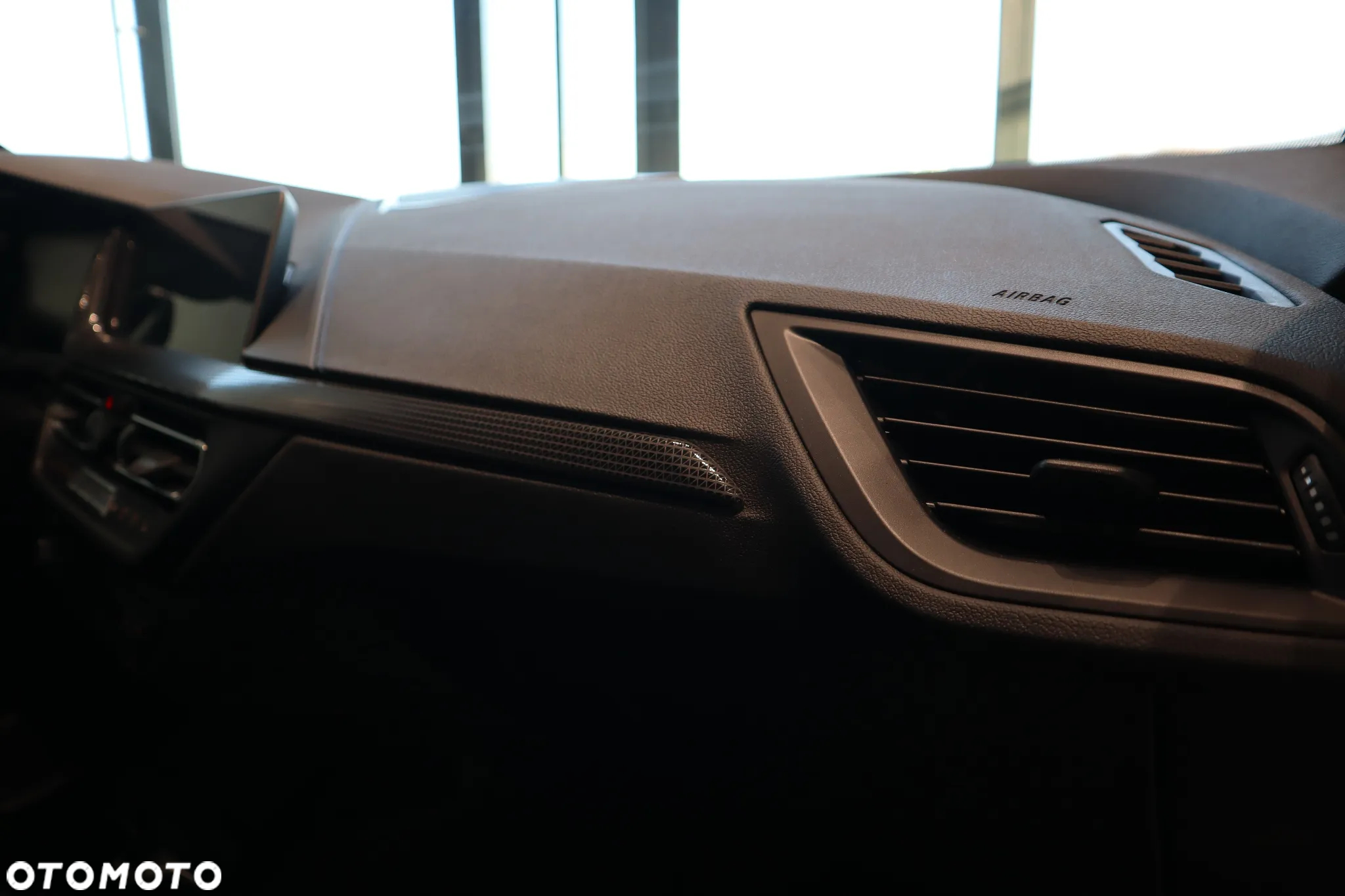 BMW Seria 2 218i M Sport sport - 25