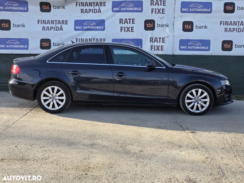 Audi A4 2.0 TDI DPF multitronic Ambiente - 12