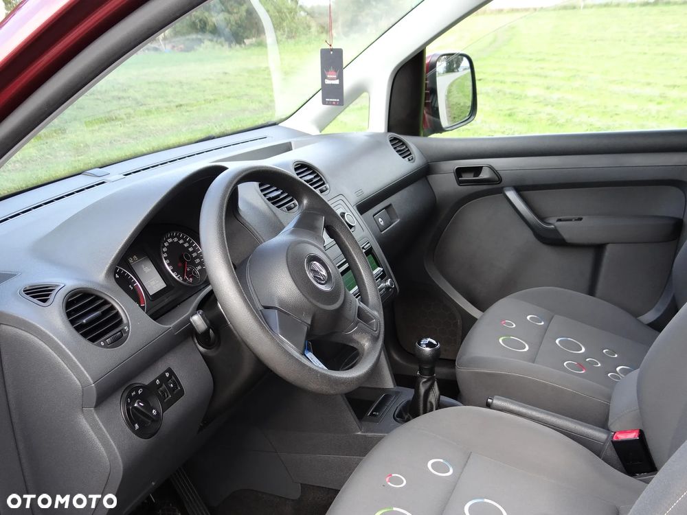 Volkswagen Caddy - 10