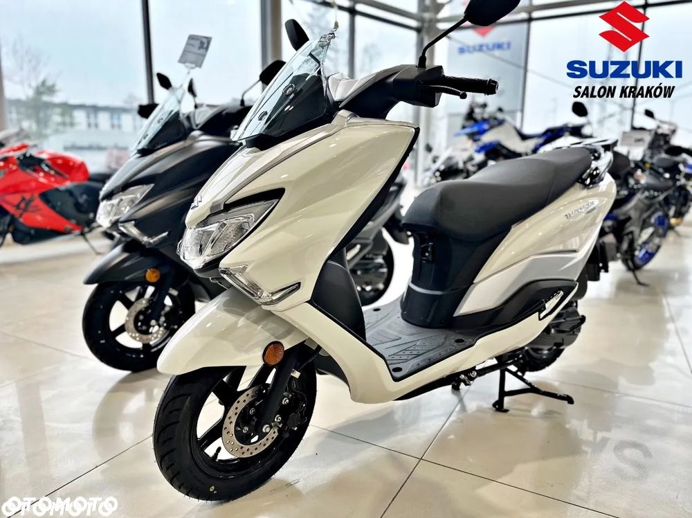 Suzuki Burgman - 4