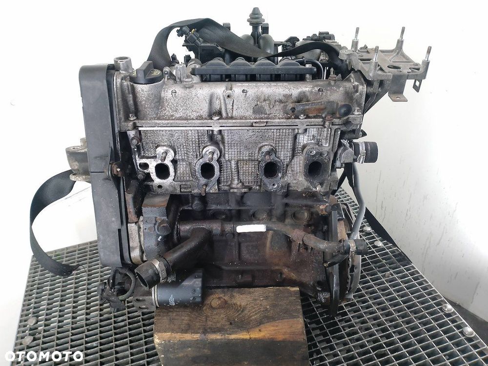 SILNIK FIAT GRANDE PUNTO 350A1000 1.4 8V - 1