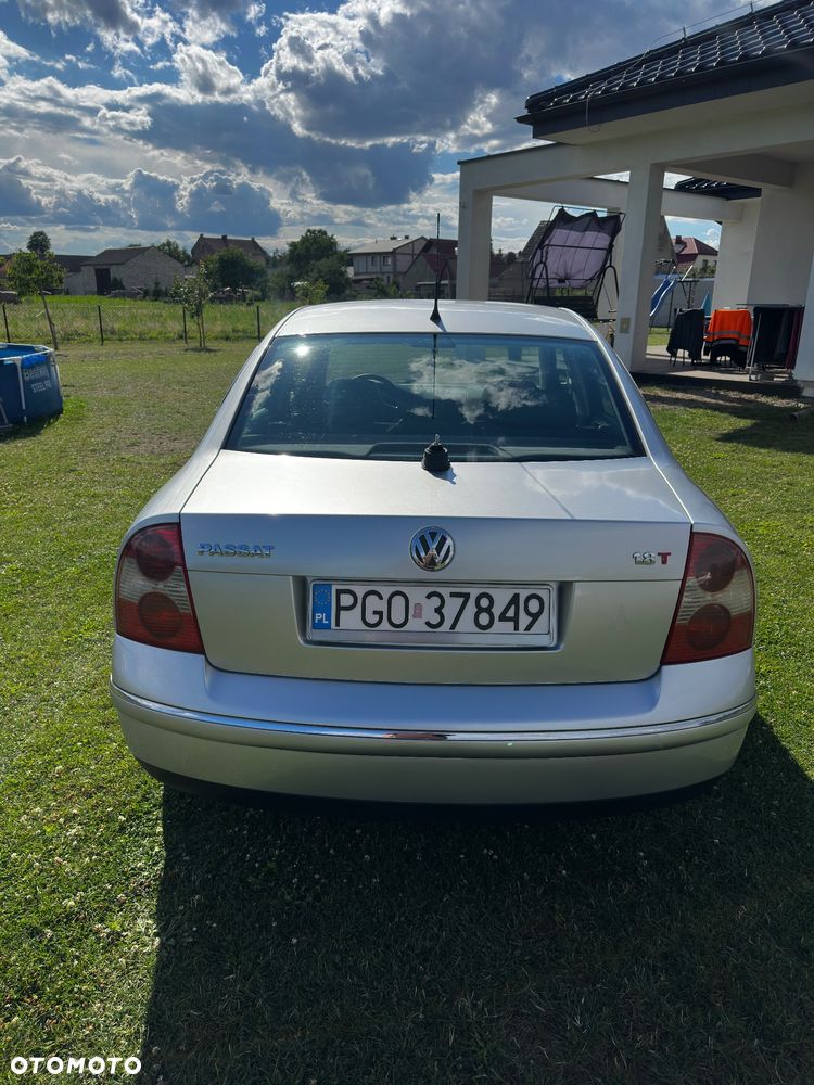 Volkswagen Passat 1.8T Highline - 4
