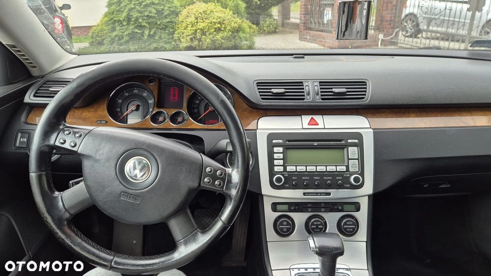 Volkswagen Passat 3.6 V6 4Motion DSG Exclusive - 6