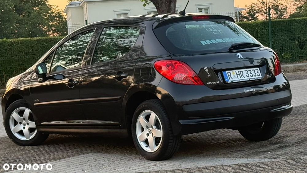 Peugeot 207 75 Urban Move - 23