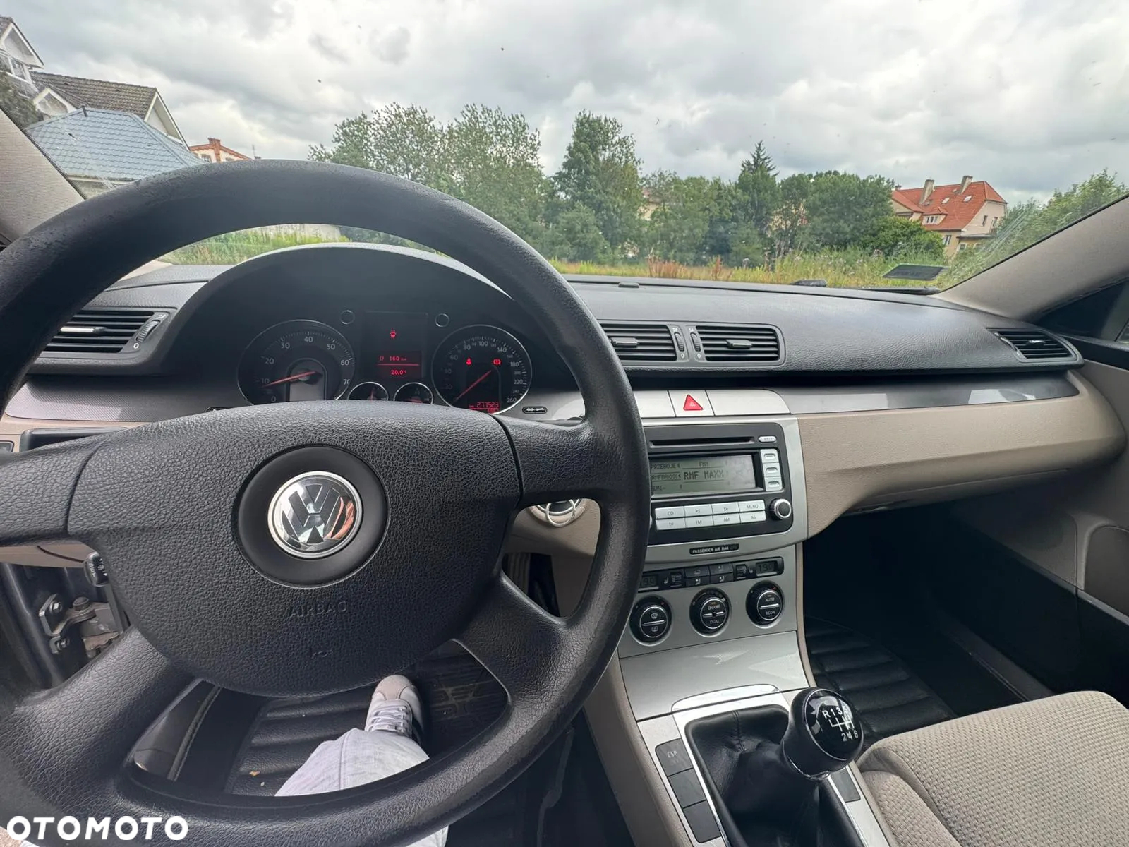 Volkswagen Passat 2.0 FSI Comfortline - 14
