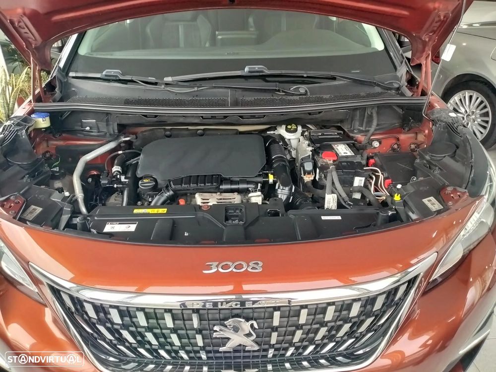 Peugeot 3008 PureTech 130 Stop & Start GPF EAT8 Crossway - 14