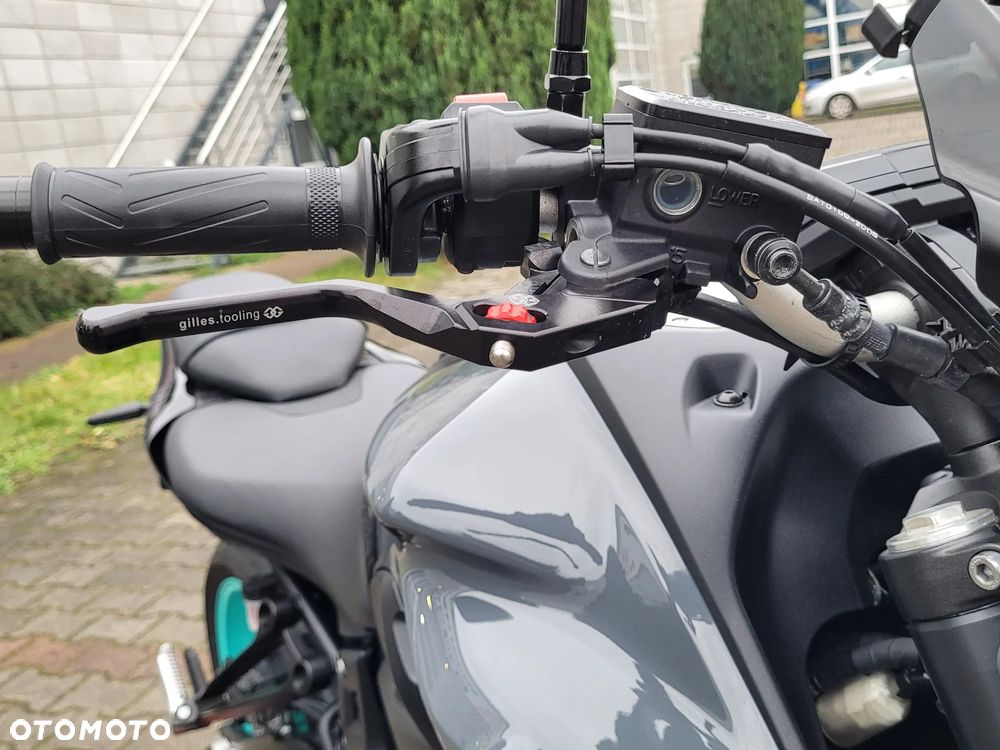 Yamaha MT - 27