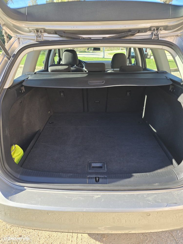 VW Golf Variant 1.6 TDi BlueMotion Trendline - 9