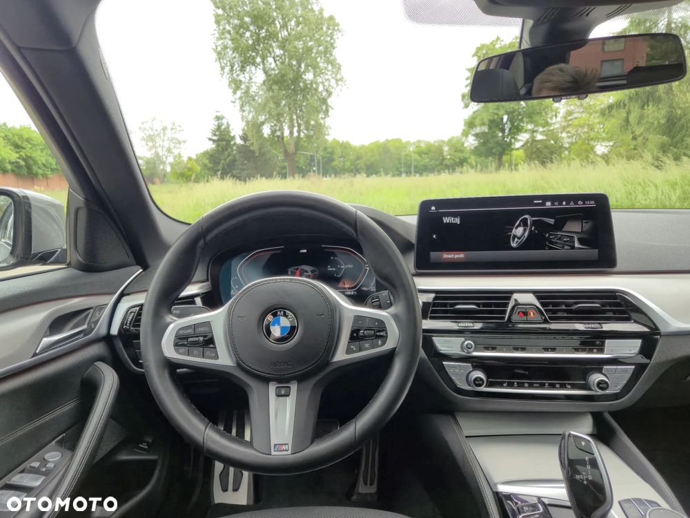 BMW Seria 5 520d xDrive mHEV M Sport sport - 14