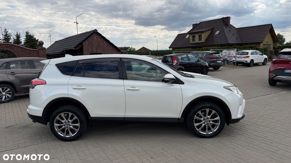 Toyota RAV4 2.0 D-4D 4x2 Start-Stop Executive - 6