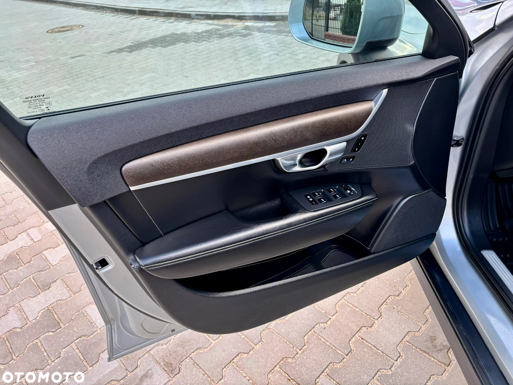 Volvo V90 Cross Country D5 AWD Geartronic - 19