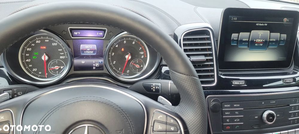 Mercedes-Benz GLS - 16