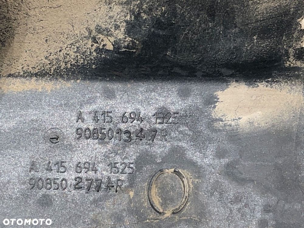 NAKŁADKA LISTWA LAMPY PRAWY TYŁ  MERCEDES-BENZ CITAN Mixto (Double Cabin) (W415) 2012 - 2021 109 - 4