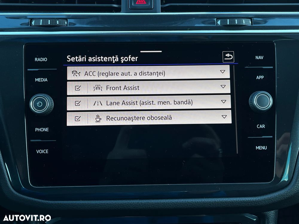 Volkswagen Tiguan 2.0 TDI SCR DSG 4Motion Life - 23