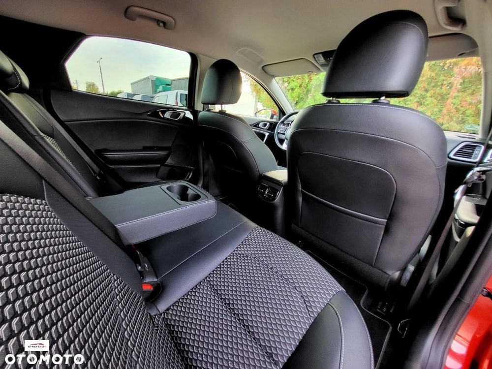 Kia XCeed - 20