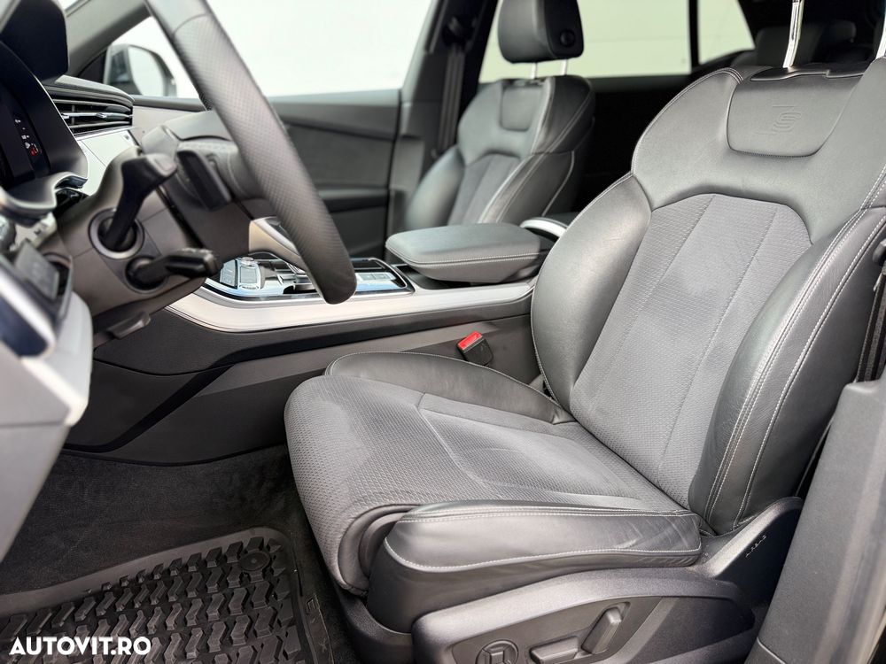 Audi Q8 3.0 55 TFSI quattro Tiptronic MHEV - 11