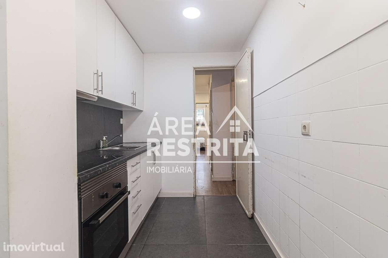 Apartamento T3 com Cave - Amadora - Grande imagem: 3/34