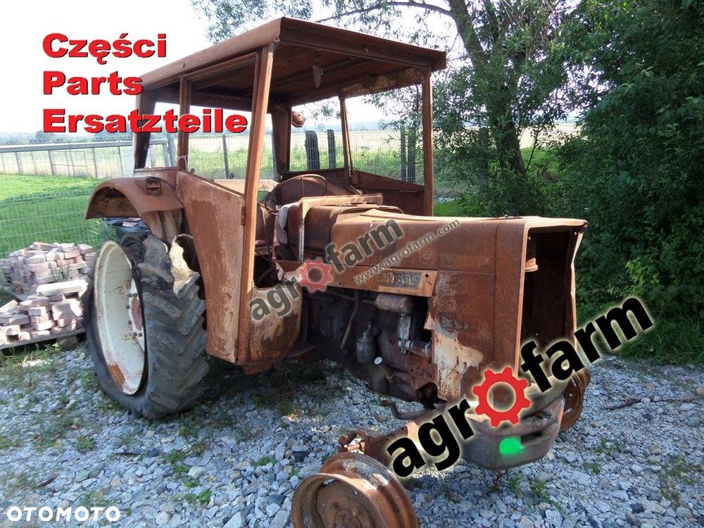 McCormick 553 części, skrzynia biegów, silnik - 1