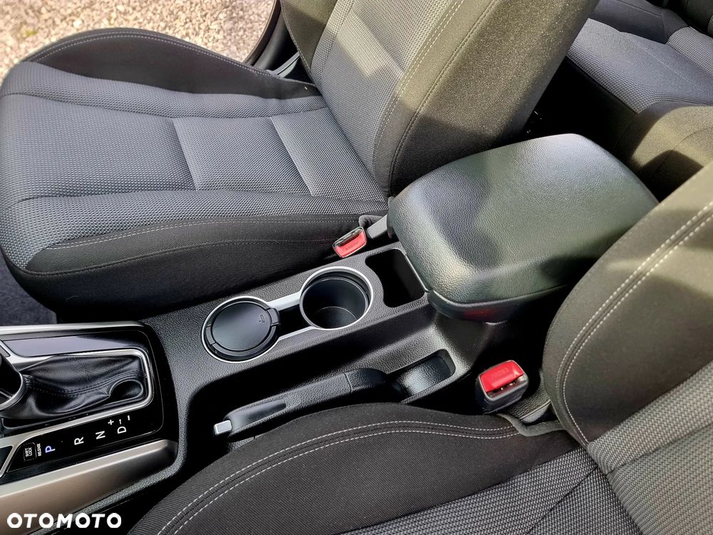 Hyundai i30 Kombi 1.6 GDi DCT Style - 27