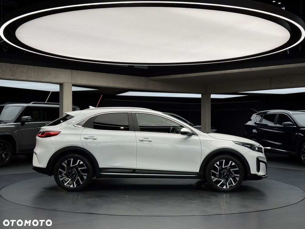 Kia XCeed 1.5 T-GDI Business Line DCT - 7