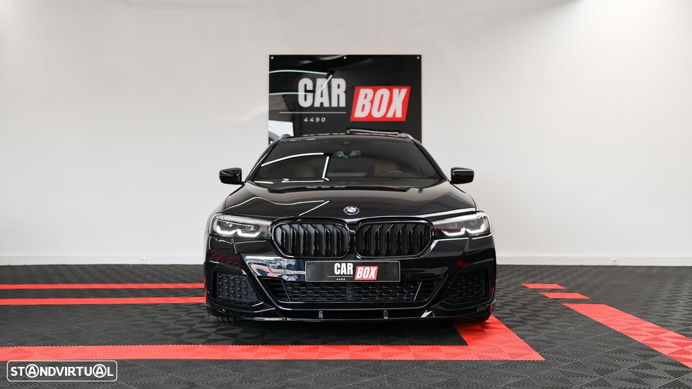 BMW 520 d Pack Desportivo M Auto - 2