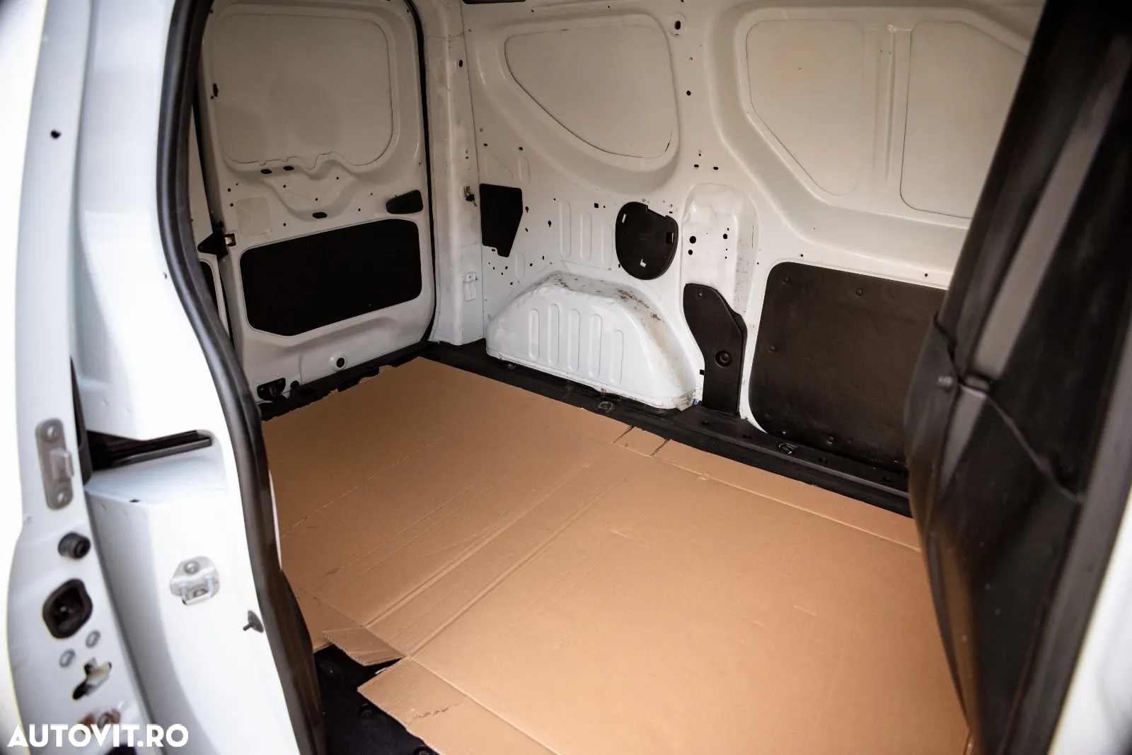 Dacia Dokker 1.5 dCi 90 CP Stepway - 14