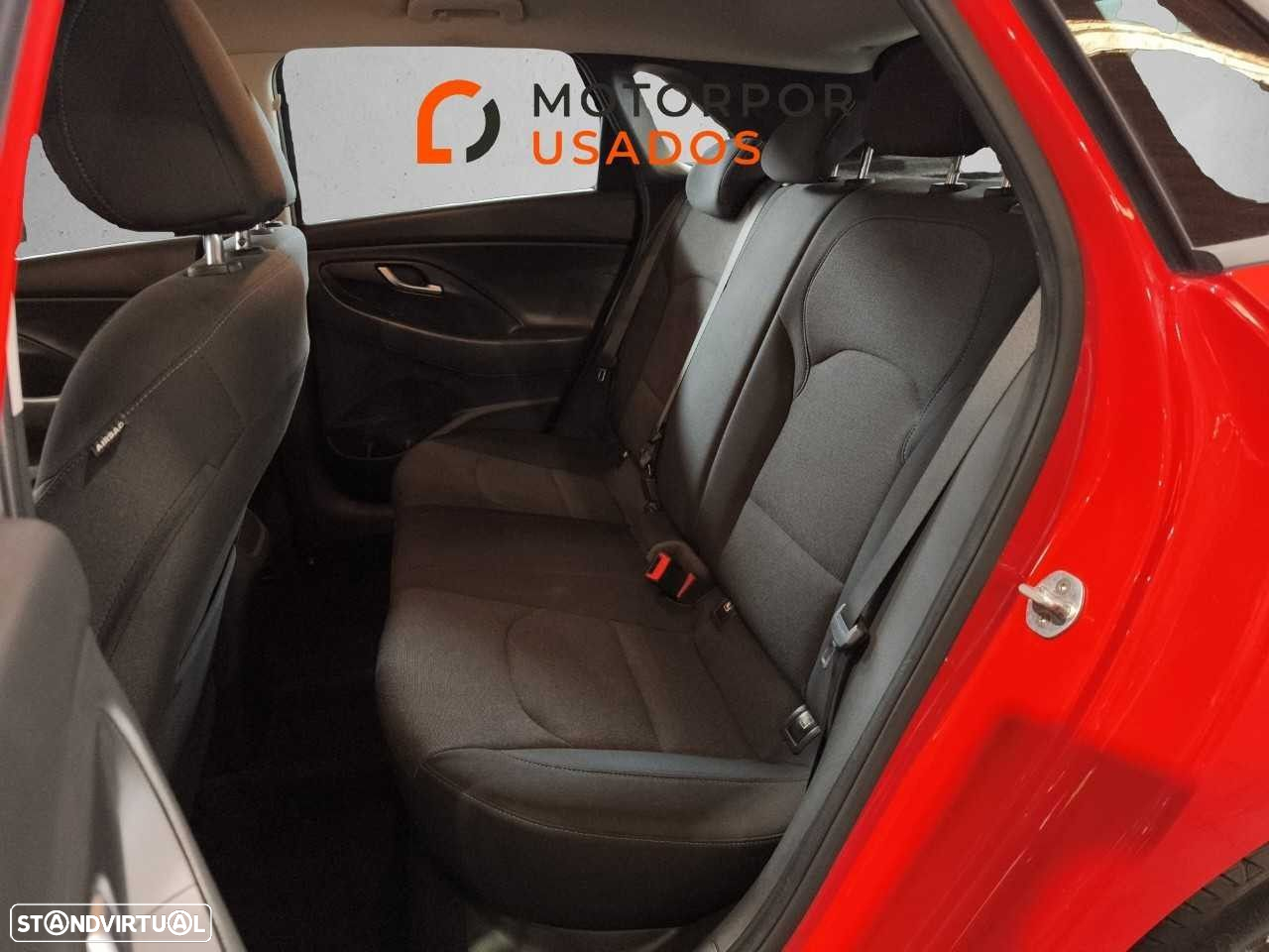 Hyundai i30 - 10