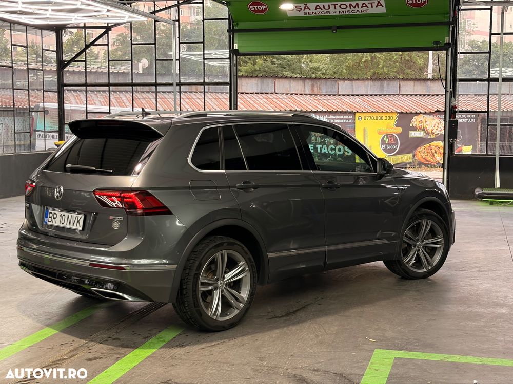 Volkswagen Tiguan - 22