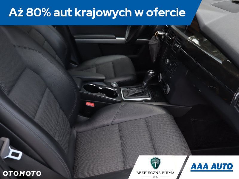 Mercedes-Benz GLK - 11