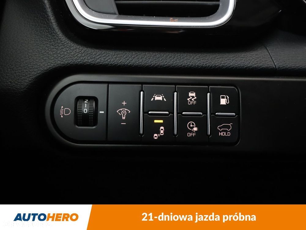Kia Ceed - 35