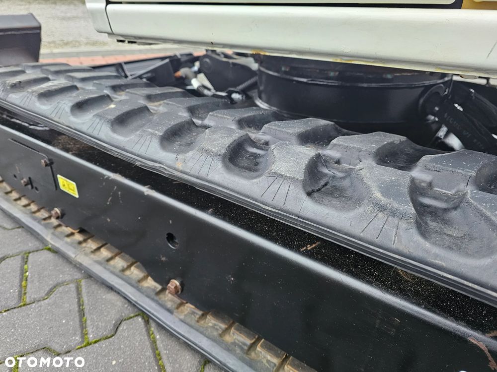 Caterpillar 301.8 05A - 17