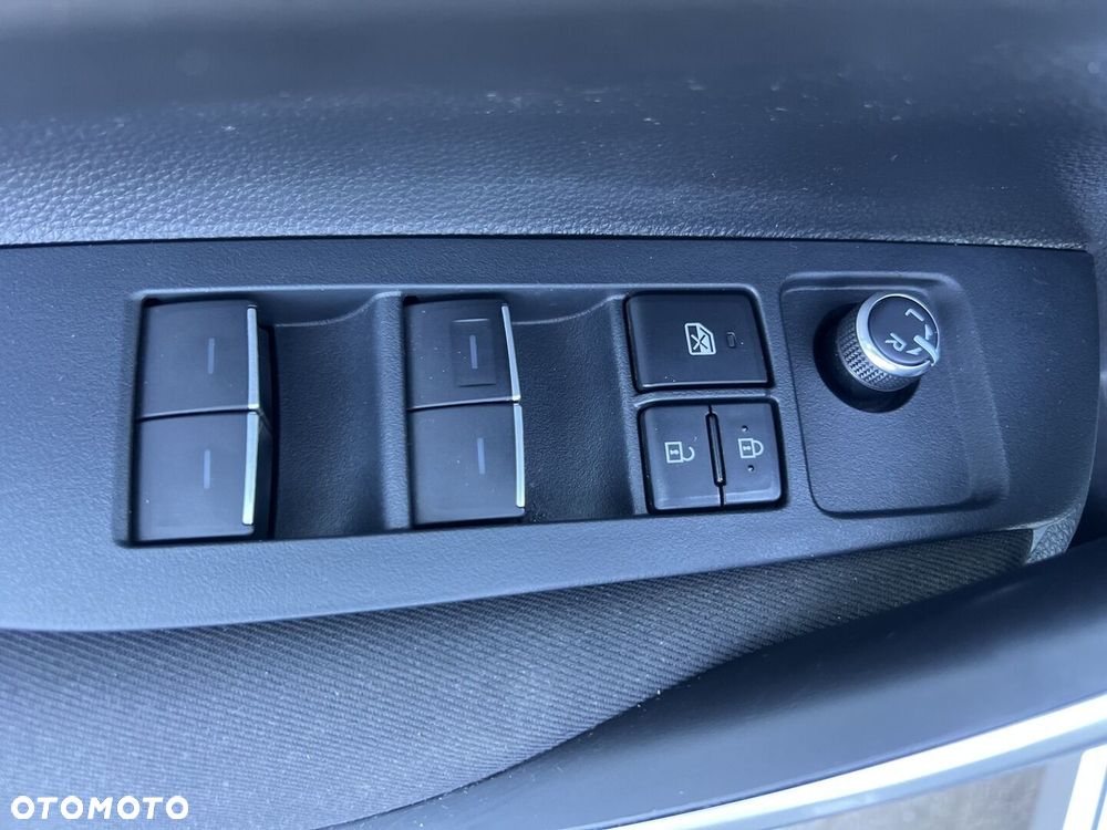 Toyota Corolla 1.8 Hybrid Comfort - 24