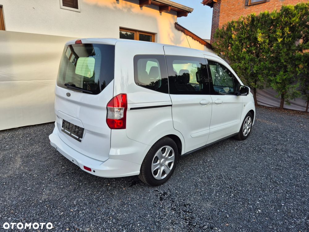 Ford Tourneo Courier 1.5 TDCi Trend - 6