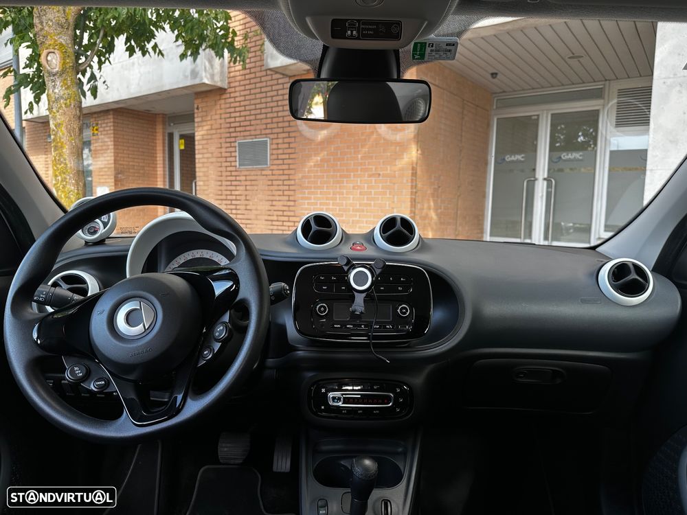 Smart ForFour EQ - 5