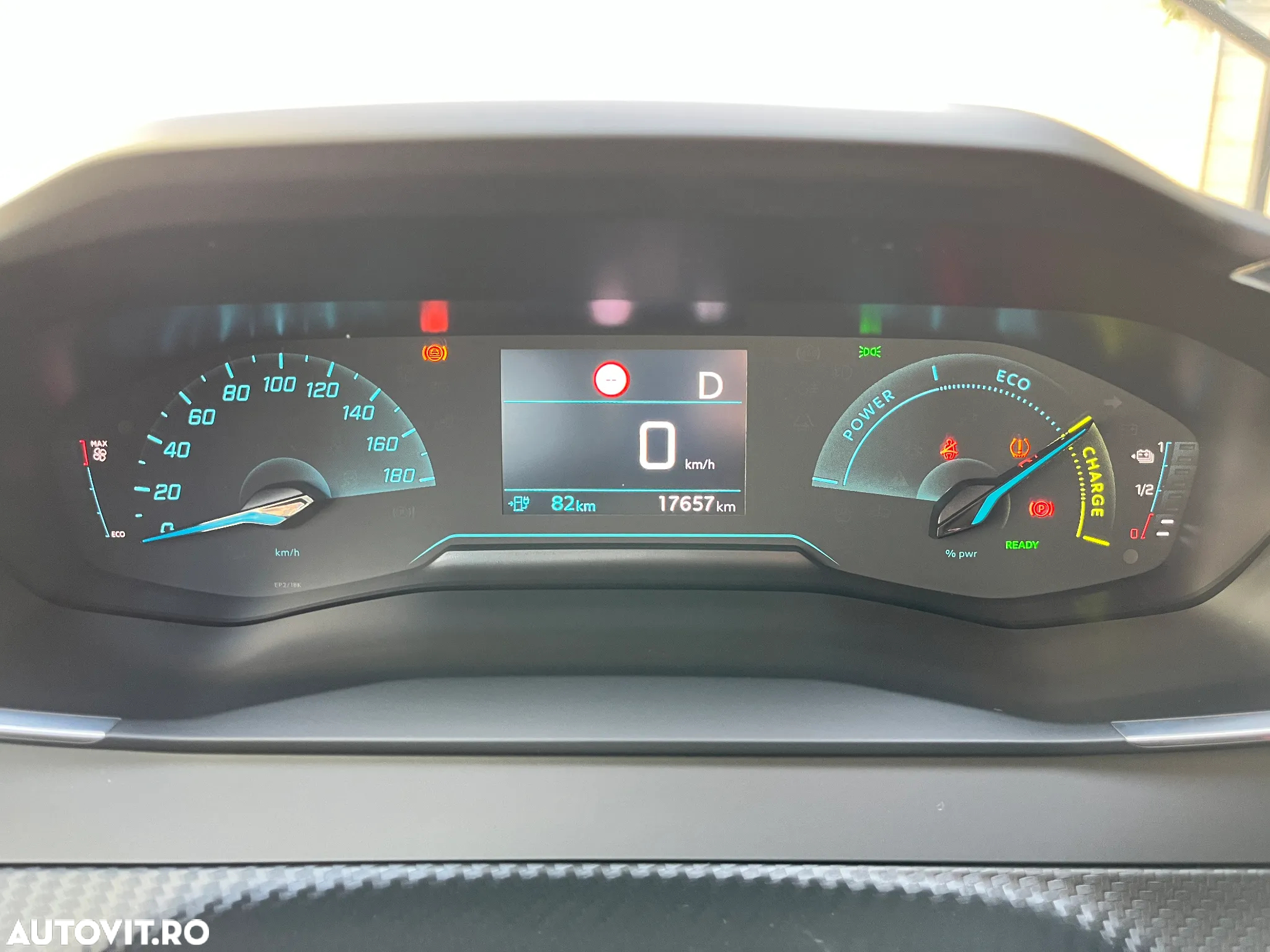 Peugeot 2008 e-2008 Allure - 7