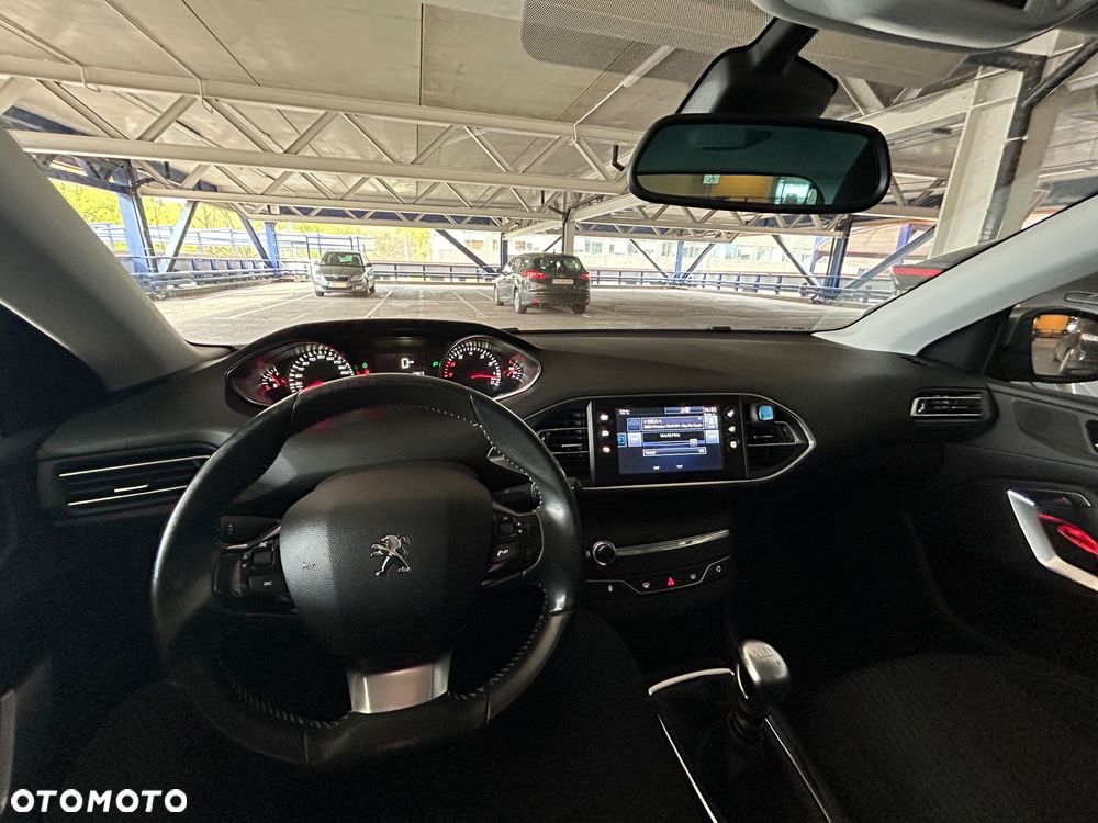 Peugeot 308 1.6 THP Active - 3