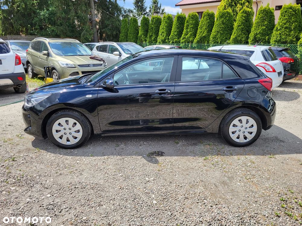 Kia Rio - 5