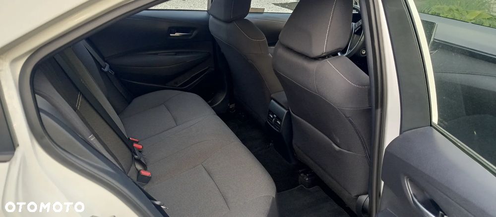Toyota Corolla - 11