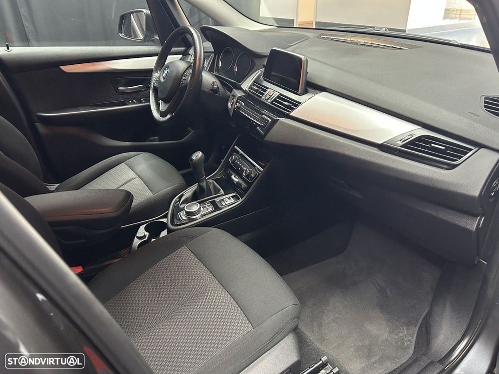 BMW 216 Active Tourer d Advantage - 9