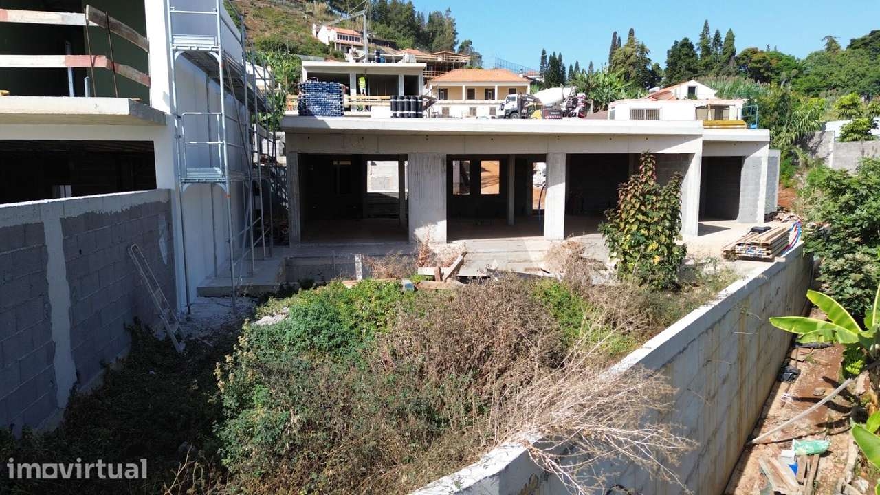 Moradia | Tipologia T3 + 1  | Térrea| Vista Mar | Piscina | Funchal | - Grande imagem: 4/16