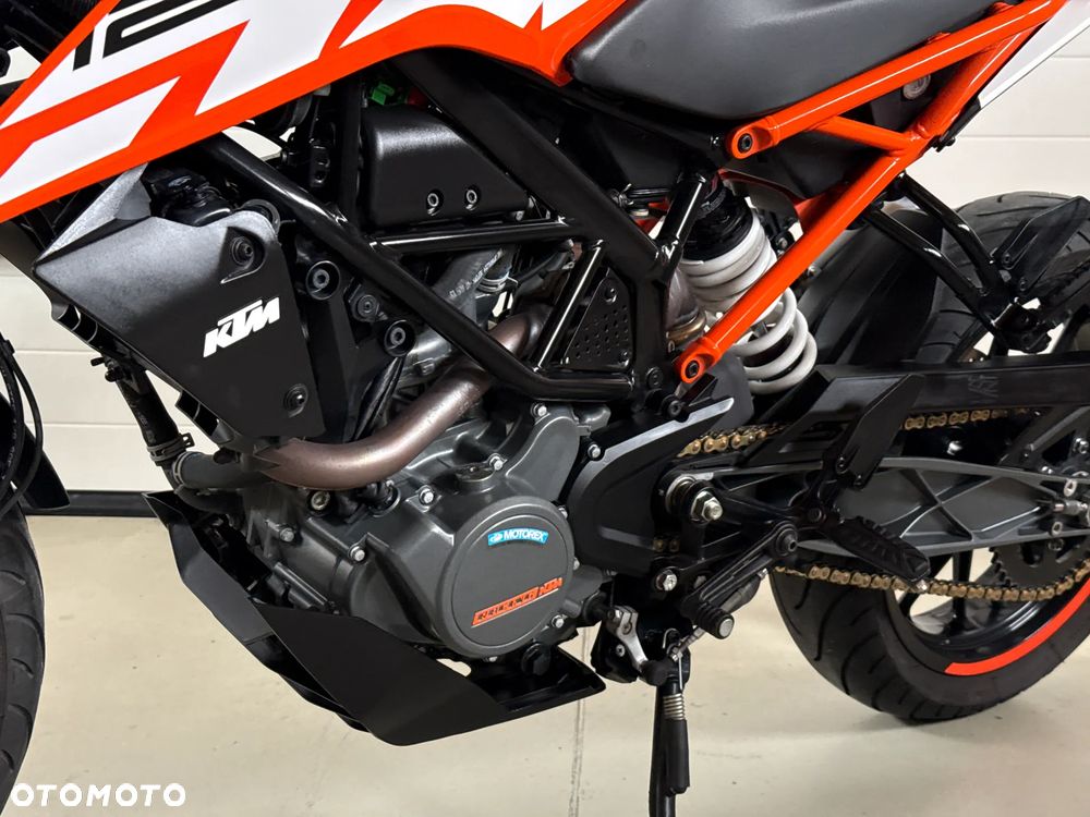 KTM Duke 125 - 9