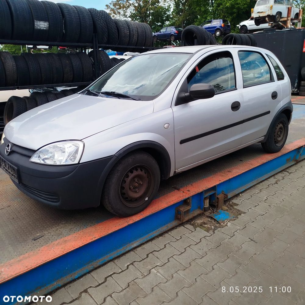 Opel Corsa C na części . - 3