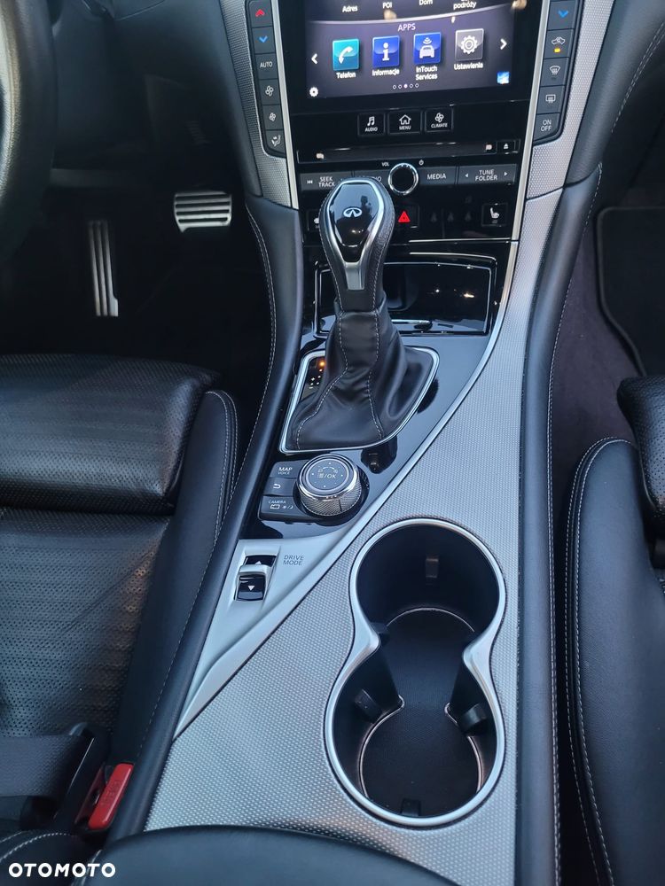 Infiniti Q50 2.0t Sport Tech EU6 - 18