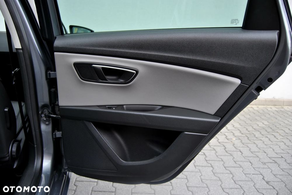 Seat Leon ST 2.0 TDI Start&Stop 4Drive DSG X-Perience - 24