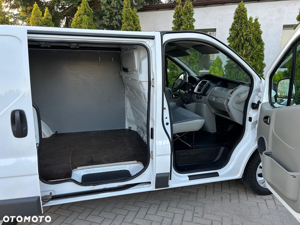 Renault Trafic - 19
